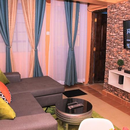 نيفاشا Cozy Homes 1 Bedroom House With Wi-Fi King Size Bed. Free Parking المظهر الخارجي الصورة