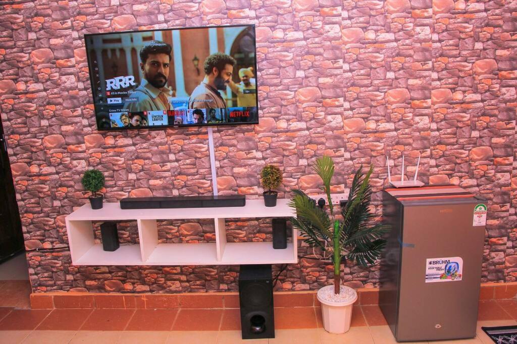 نيفاشا Cozy Homes 1 Bedroom House With Wi-Fi King Size Bed. Free Parking المظهر الخارجي الصورة