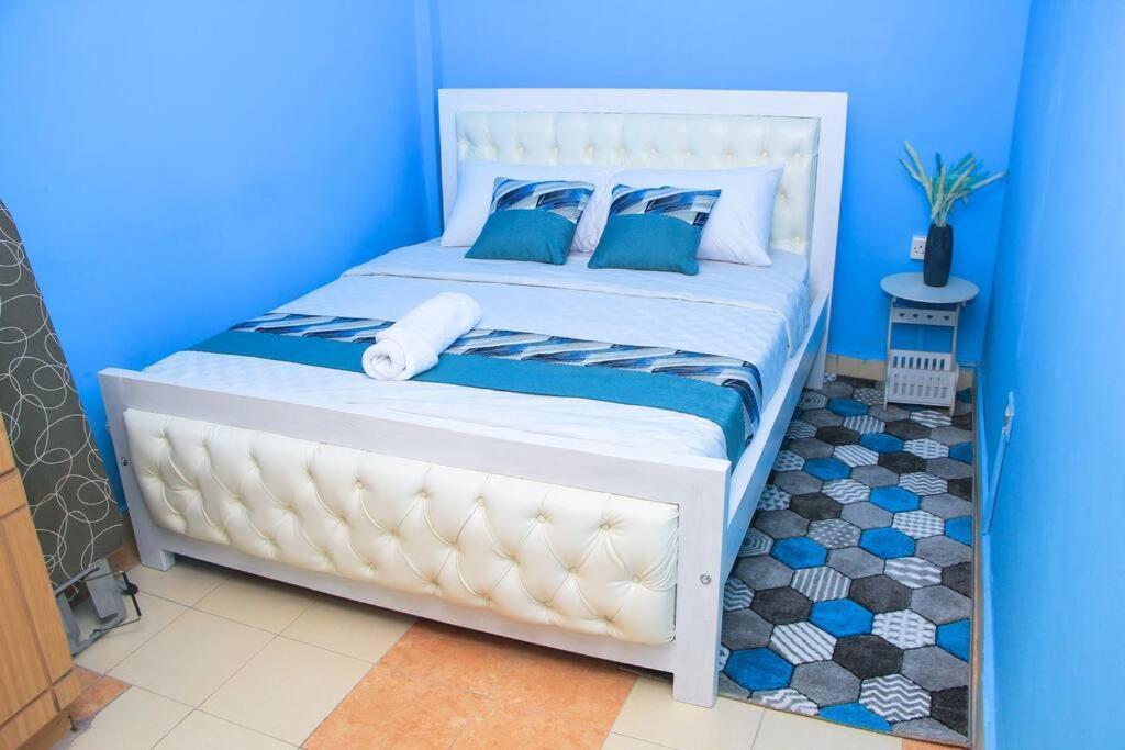 نيفاشا Cozy Homes 1 Bedroom House With Wi-Fi King Size Bed. Free Parking المظهر الخارجي الصورة